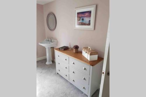 Foto de la galería de Beautiful Cottage in Central St Columb Major en Saint Columb Major