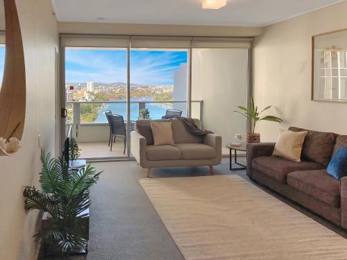 Gallery image of Amazing River View - 3 Bedroom Apartment - Brisbane CBD - Netflix - Fast Wifi - Carpark in Brisbane
