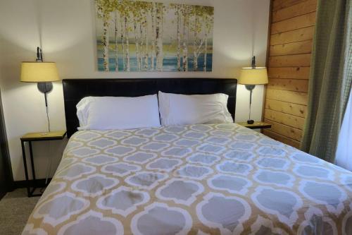 Woods End 2BDR Cabin – Photos 3