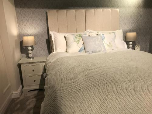 Postel nebo postele na pokoji v ubytování The White Horse Inn