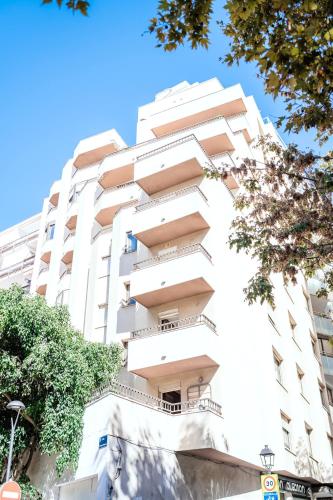Polo Apartments 4B photo 29