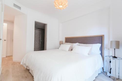 Polo Apartments 4B photo 14