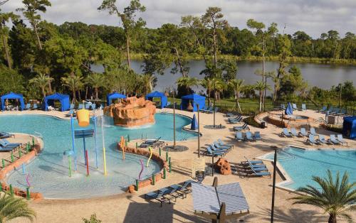 Piscine de l'établissement Wyndham Garden Lake Buena Vista – Disney Springs® Area ou située à proximité