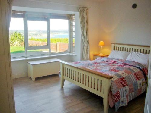 Gallery image of Dacha Holiday Home by Trident Holiday Homes in Ardmore