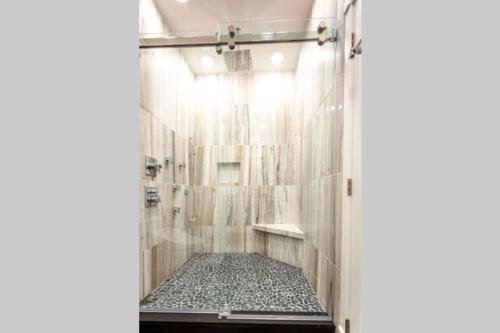 Gallery image of Private Luxury Suite with Hot Tub Downtown Eureka Springs in Eureka Springs