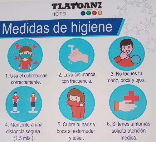 une affiche montrant les différents types d'indicateurs d'hygiène du degré de paludisme dans l'établissement Hotel Tlatoani, à Chignahuapan
