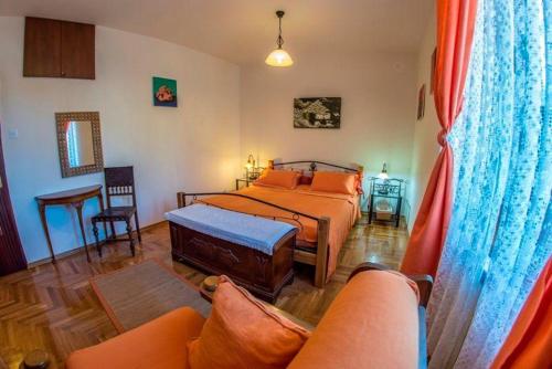 Posteľ alebo postele v izbe v ubytovaní Beautiful-Banjole-Beachside-Apartment-A1-150m-from-the-beach