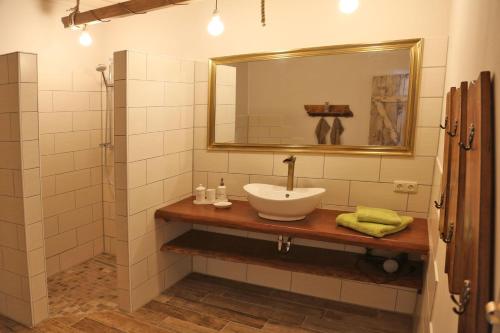 Phòng tắm tại Ferienhaus-Rotdorn-Haus-Nord
