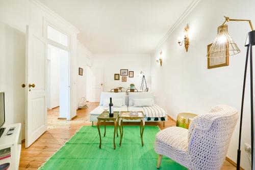 Spacious Bairro Alto Apartment With Courtyard, By TimeCooler