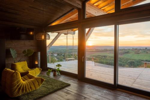 AISLAMIENTO, Luxus faház