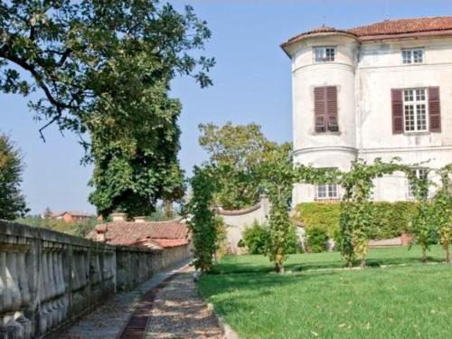 Κήπος έξω από το A Castle Stay in Wine Country