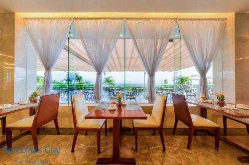 Restaurace v ubytování Ocean Vista
