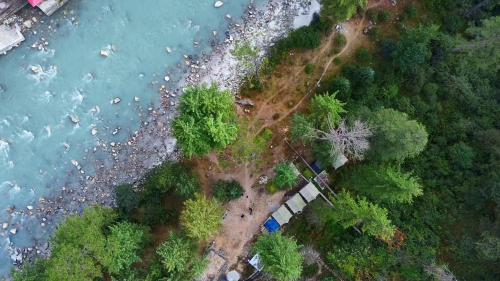 Φωτογραφία από το άλμπουμ του Himtrek Riverside Camps, Kasol σε Kasol