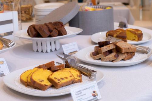 Đồ ăn tại/gần khách sạn