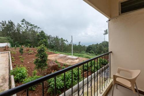 Μπαλκόνι ή βεράντα στο KSTDC Hotel Mayura Biligiri, BR Hills