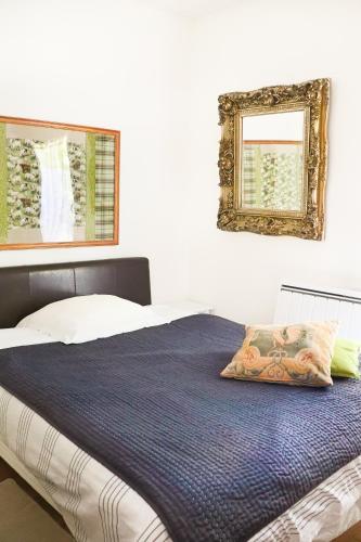Postel nebo postele na pokoji v ubytování Logis Hôtel La Villa Boucicaut
