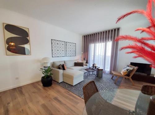 Luxury Apartment with Parking and near Metro