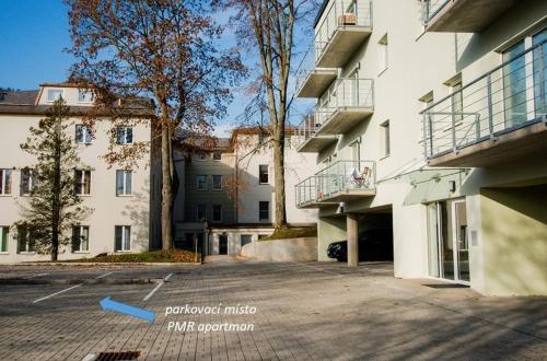 Budova, kde se apartmán nachází