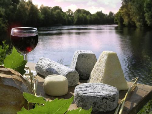 Výhled na řeku, která protéká v blízkosti bed and breakfast
