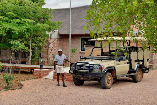 Gallery image of Ngala Lodge in Klipdrift