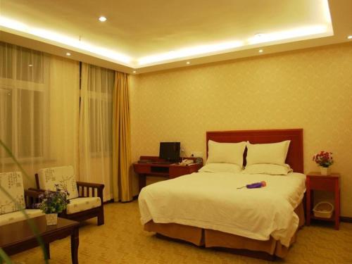 Katil atau katil-katil dalam bilik di GreenTree Inn Jiangsu Suqian Siyang Bus Station Business Hotel