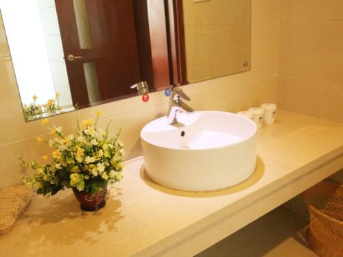 Bilik mandi di GreenTree Inn Zhejiang Zhoushan Xincheng Business Hotel