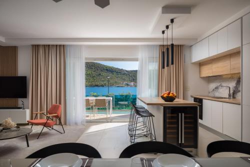 Afbeelding uit fotogalerij van Villa VinSun in Vinišće