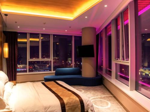 Gallery image of GreenTree Eastern Tianjin Wuqing Stadium Hotel in Tianjin