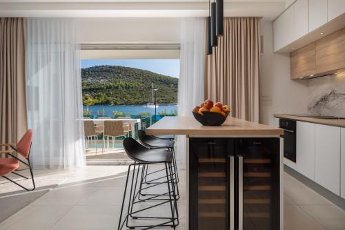 Afbeelding uit fotogalerij van Villa VinSun in Vinišće