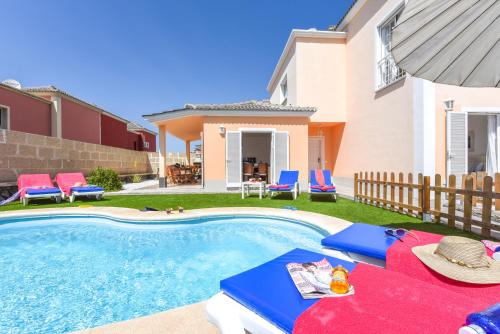 Villa Aloe con piscina climatizada, Playa Fañabe, Costa Adeje ...
