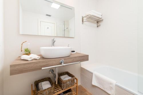Koupelna v ubytování Fee4Me: First Line Luxury Apartment