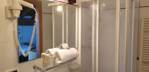 Koupelna v ubytování Hotel Martinella