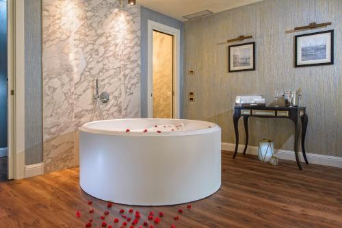 Palazzo Veneziano - Venice Collection photo 44
