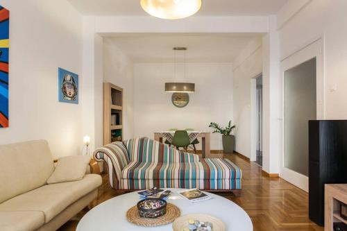 Comfortable Apartment in Plaka