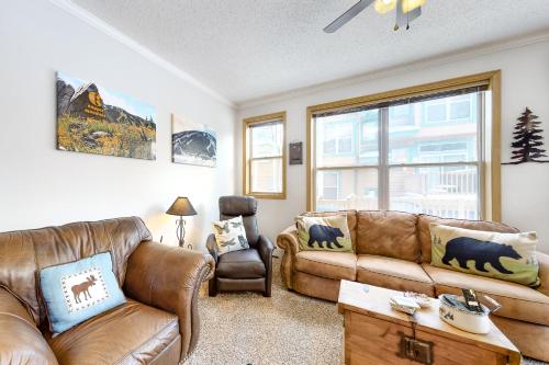 Saddle Ridge – Photos 2