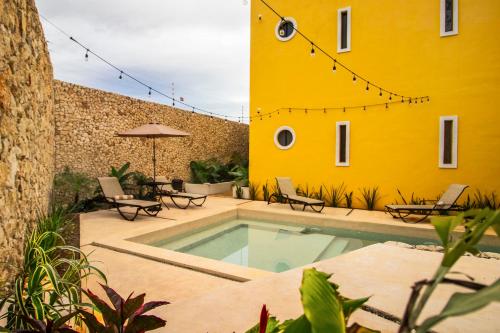 La alberca dentro o cerca de Hotel Boutique SAYAB