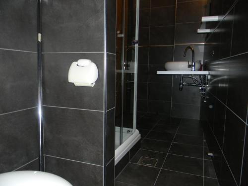 Un baño de Apartments Lorenco