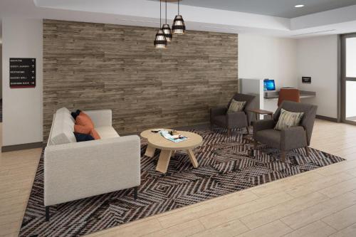 Гостиная зона в Candlewood Suites - San Antonio - Schertz by IHG