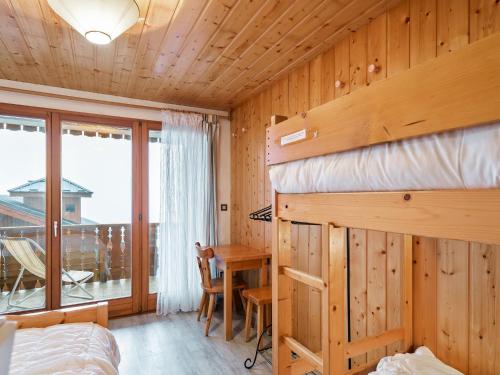 Le VillardにあるNice apartment with balcony just 500 m from the ski liftのギャラリーの写真