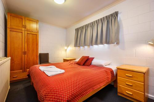 Letto o letti in una camera di Kasees Apartments & Mountain Lodge