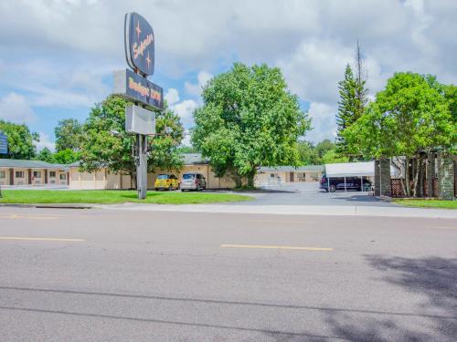 Φωτογραφία από το άλμπουμ του OYO Superior Budget Inn Bartow σε Bartow