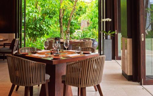 Zahrada ubytování InterContinental Bali Sanur Resort by IHG