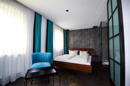 Ένα ή περισσότερα κρεβάτια σε δωμάτιο στο Hotel Roter Löwe