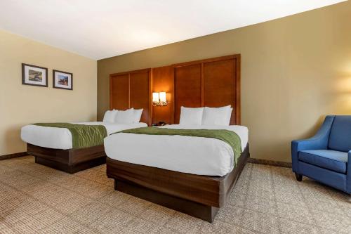 Postel nebo postele na pokoji v ubytování Comfort Inn & Suites Orangeburg