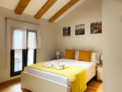 Postel nebo postele na pokoji v ubytování INSIDEHOME Apartments - Dúplex de Javier