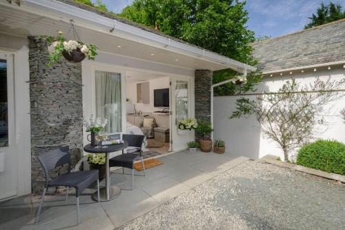 Taman di luar The Nest, Clappersgate, Ambleside