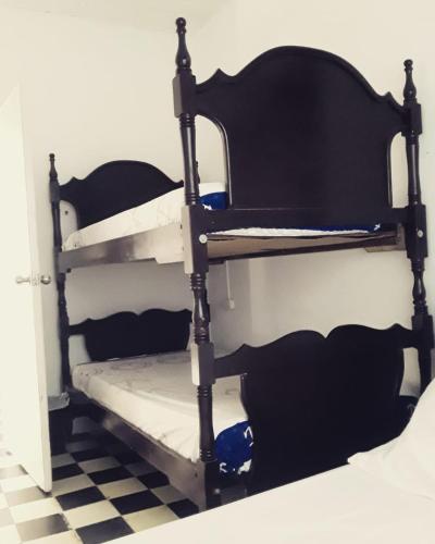 Un ou plusieurs lits superposés dans un hébergement de l'établissement Hostel Mamy Dorme