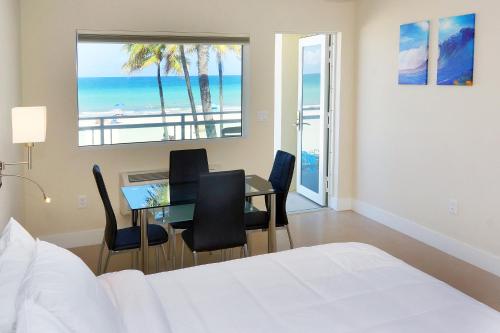 Gallery image of Diane Oceanfront Suites in Hollywood