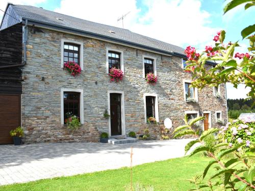 Κήπος έξω από το Chic Holiday Home with Garden