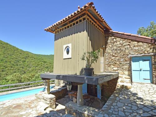 Gallery image of Charming villa with private pool in Prémian